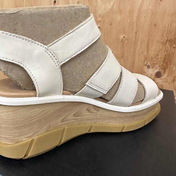 NWT Joanie  IV Sorel sandal - Picture 3 of 4